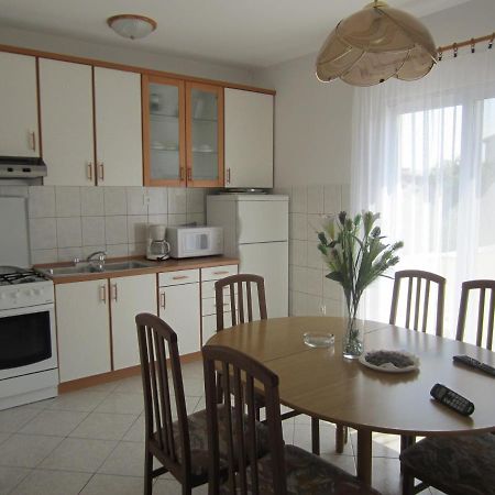 Ivic Apartments Vodice Croatia Exterior foto
