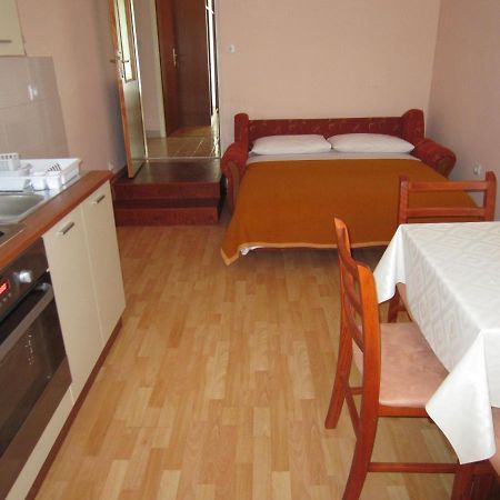 Ivic Apartments Vodice Croatia Exterior foto