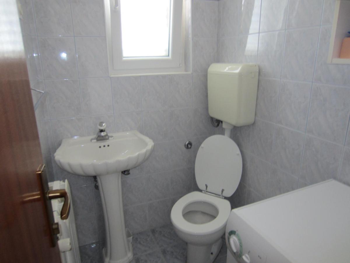 Ivic Apartments Vodice Croatia Exterior foto