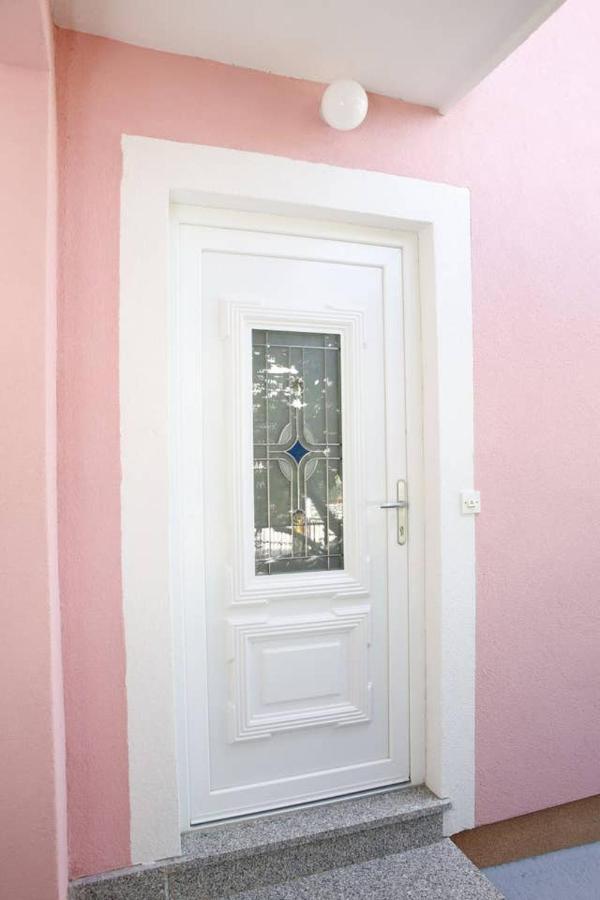 Ivic Apartments Vodice Croatia Exterior foto