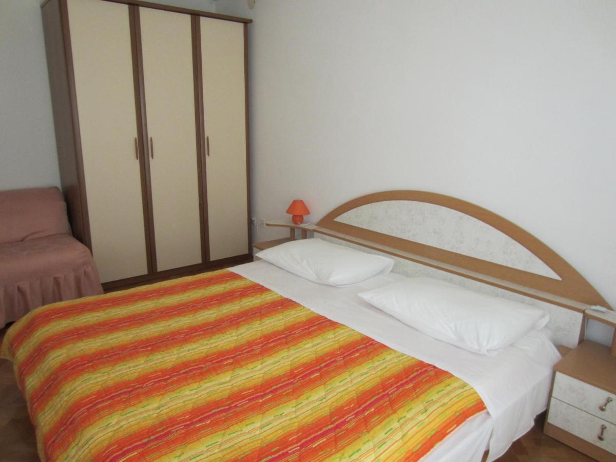 Ivic Apartments Vodice Croatia Exterior foto