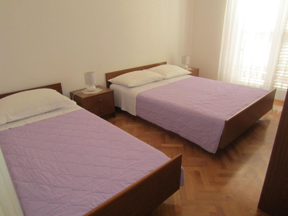 Ivic Apartments Vodice Croatia Exterior foto