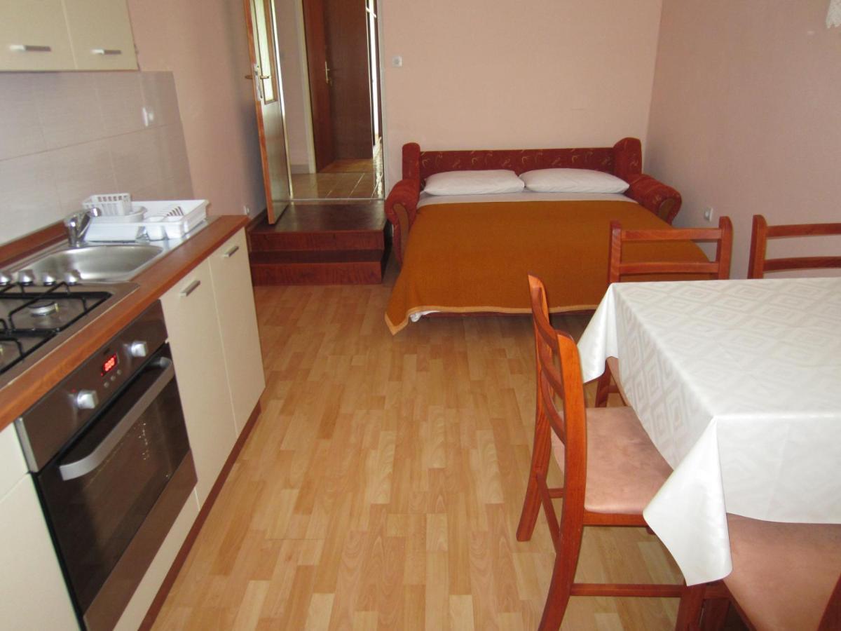 Ivic Apartments Vodice Croatia Exterior foto